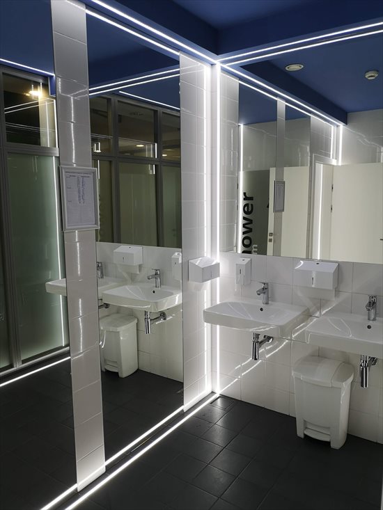 Lokal użytkowy na wynajem Wrocław, Krzyki, Aleja Wiśniowa 1 1 758m2 Foto 5