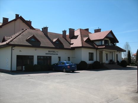 Lokal użytkowy na sprzedaż Krosno, Długa 15d 880m2 Foto 2