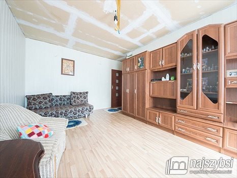 Mieszkanie trzypokojowe na sprzedaż Kąkolewice, Centrum 65m2 Foto 2