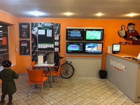 Lokal użytkowy na wynajem Szamotuły, Wroniecka 56m2 Foto 4