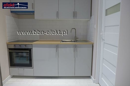 Kawalerka na wynajem Bielsko-Biała, Centrum 27m2 Foto 2
