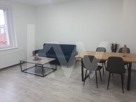 Mieszkanie dwupokojowe na sprzedaż Gliwice, Jarosława Dąbrowskiego 60m2 Foto 1