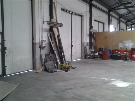 Lokal użytkowy na sprzedaż Marki 182 399m2 Foto 1