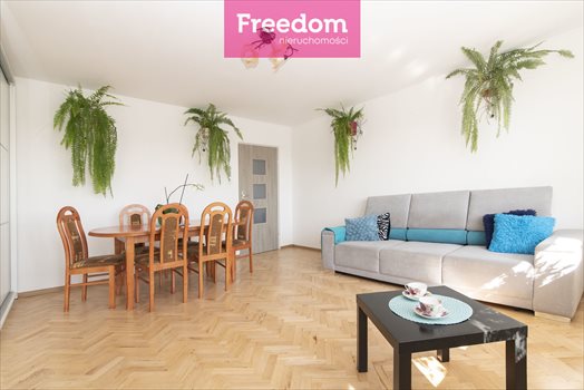 Mieszkanie trzypokojowe na sprzedaż Olsztyn, Jaroty, Biskupa Tomasza Wilczyńskiego 60m2 Foto 2