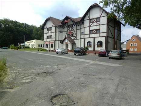 Lokal użytkowy na sprzedaż Bolesławiec 1 214m2 Foto 2
