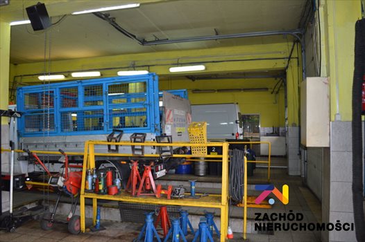 Lokal użytkowy na sprzedaż Szprotawa 1 402m2 Foto 4