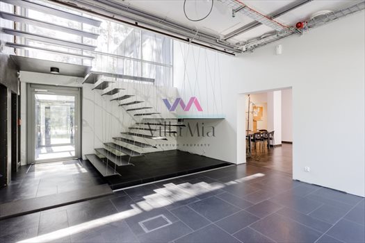 Lokal użytkowy na wynajem Magdalenka 300m2 Foto 2