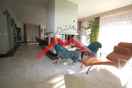 Dom na wynajem Dąbrowa, Interesująca lokalizacja w Dąbrowie Leśnej 560m2 Foto 4