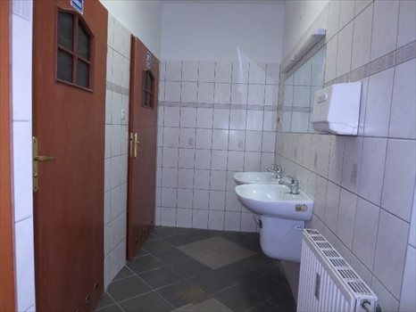 Lokal użytkowy na wynajem Częstochowa, Centrum 200m2 Foto 4