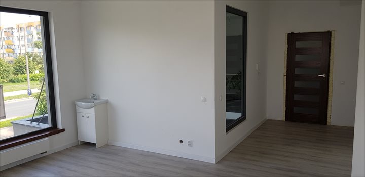Lokal użytkowy na wynajem Toruń, Koniuchy, Długa 44 27m2 Foto 2