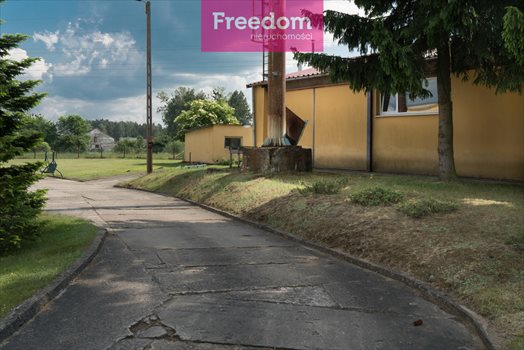 Lokal użytkowy na sprzedaż Knopin 1 527m2 Foto 4
