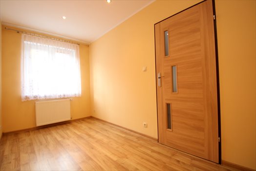 Mieszkanie dwupokojowe na wynajem Bytom 43m2 Foto 2