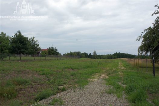 Działka budowlana na sprzedaż Strażów 900m2 Foto 1