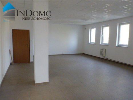 Lokal użytkowy na wynajem Piotrków Trybunalski 81m2 Foto 1