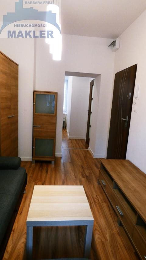 Kawalerka na wynajem Piekary Śląskie 27m2 Foto 4