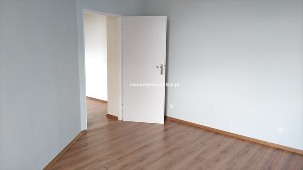 Mieszkanie dwupokojowe na sprzedaż Inowrocław 55m2 Foto 4