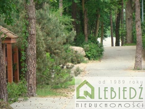 Działka budowlana na sprzedaż Łomianki, Dąbrowa Leśna, Grzybowa 1 643m2 Foto 1