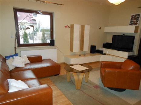 Dom na wynajem Cholerzyn 200m2 Foto 3
