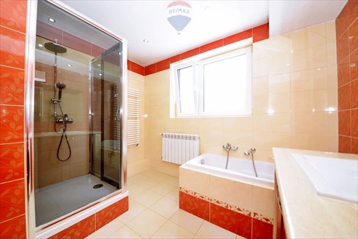 Mieszkanie trzypokojowe na sprzedaż Kęty 109m2 Foto 7