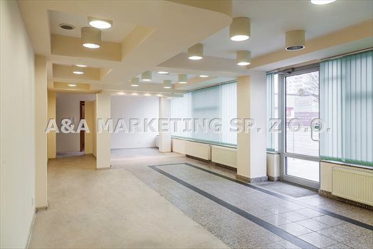 Lokal użytkowy na wynajem Łódź, Bałuty, Łagiewnicka 74m2 Foto 1