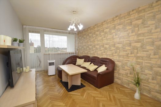 Mieszkanie dwupokojowe na sprzedaż Jawor 46m2 Foto 2