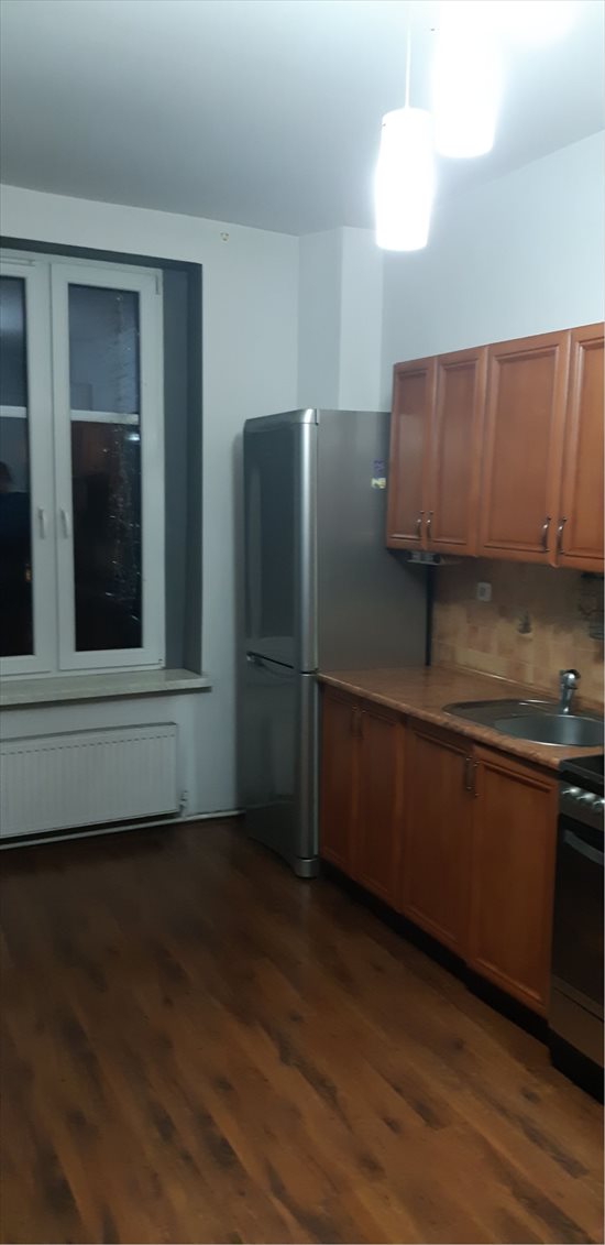 Mieszkanie dwupokojowe na wynajem Zabrze, Centrum, ul. Wolności 63m2 Foto 2