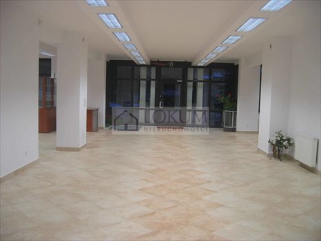 Lokal użytkowy na wynajem Nałęczów, 1 Maja 155m2 Foto 2