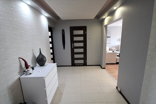 Mieszkanie trzypokojowe na wynajem Bełchatów 78m2 Foto 2