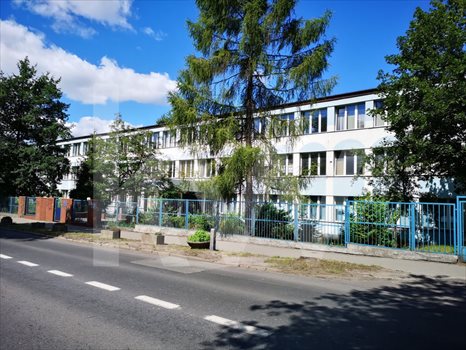 Lokal użytkowy na sprzedaż Bytom, Szombierki, Andrzeja Frycza Modrzewskiego 3 549m2 Foto 1