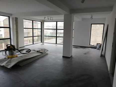 Lokal użytkowy na wynajem Jasło, Szajnochy 200m2 Foto 2