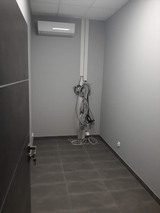 Lokal użytkowy na wynajem Sanok 2 200m2 Foto 8
