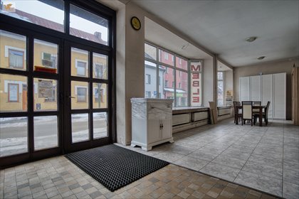 Lokal usługowo-biurowy 273 m2 przy głównej ulicy Nowego Targu lokal użytkowy Nowy Targ, al. Królowej Jadwigi