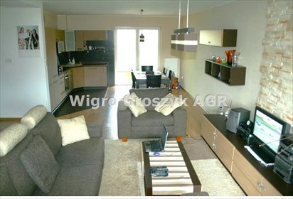Segment z ogródkiem i poddaszem, gotowy do wprowadzenia dom Ożarów Mazowiecki, Centrum