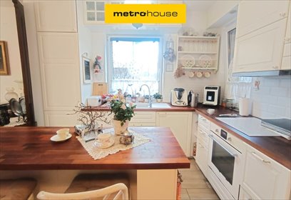 Dom bliźniak z ogrodem, kominkiem i tarasem dom Milanówek