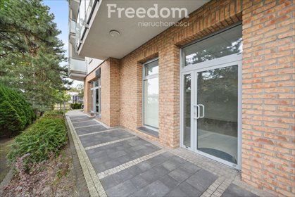 Lokal usługowy 93 m² przy głównej ulicy - witryny i duży ruch lokal użytkowy Piaseczno, Wojska Polskiego
