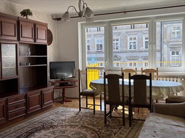 Przestronne 3-pokojowe mieszkanie w centrum Gniezna - zapraszam mieszkanie Gniezno, Centrum, Sienkiewicza Henryka