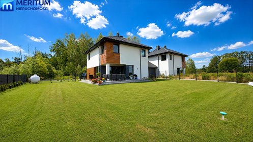 Nowoczesny bliźniak z garażem 138 m² w Żabiej Woli. dom Żabia Wola