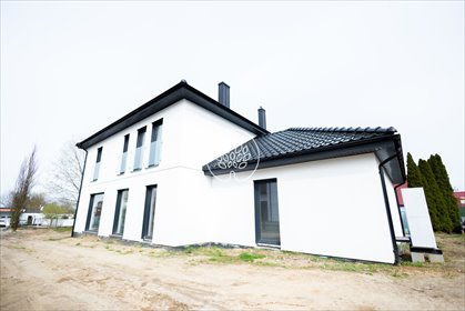 dom na sprzedaż Niemcz 228 m2