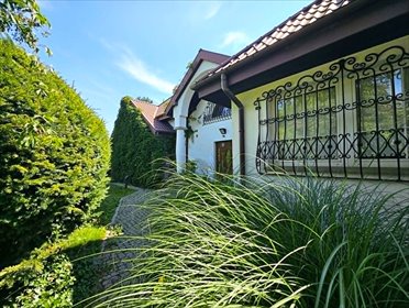 Zapraszam do domu 340 m² w Falentach Nowych z ogrodem i garażem dom Falenty Nowe