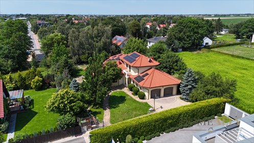 Do sprzedania luksusowy dom 430 m² w Szeligach z prywatnością dom Szeligi, Wierzbowa