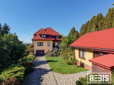 Sprzedam przestronny dom 403 m² z garażem i widokiem na dolinę dom Gaj, Cicha