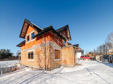 Dom w Kołakowie z potencjałem i dużą działką dom Kołaków