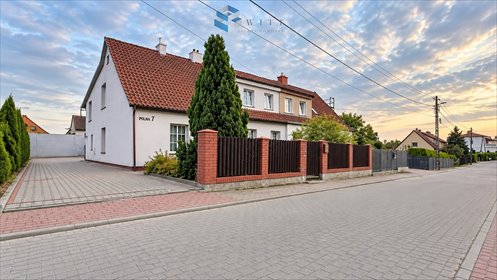 Dom z 3 mieszkaniami, ogród, garaże - zapraszam dom Ostróda, Ostróda, Polna
