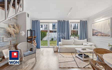 Nowoczesny dom z ogrodem, klimatyzacją i fotowoltaiką dom Gowino, Sierra Golf, Parkowa