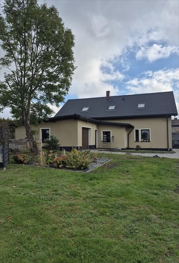 Zapraszam do obejrzenia domu 150 m² w Bycinie z nowym dachem i pompą ciepła dom Bycina, Szkolna