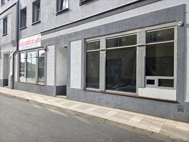 Na wynajem przestronny lokal handlowo-usługowy 170 m² w Rawiczu lokal użytkowy Rawicz, 17 Stycznia