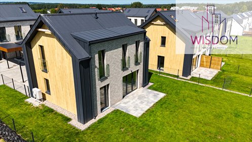 Nowoczesny dom z ogrodem 459 m² w Olsztynie. dom Olsztyn