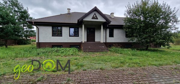 Urokliwy dom 335 m2 z dużym tarasem i piwnicą w Kodeniu dom Kodeń