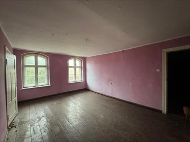 Przestronne 2-pokoje z działką i potencjałem w Krosnie mieszkanie Krosno