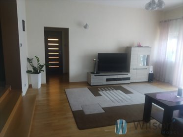 Wynajmę przestronny lokal 190 m² z parkingiem w Radomiu lokal użytkowy Radom